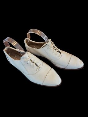 Cole Haan Grand 360 Off-White Leather Lace-Up Pointed Oxfords size 7.5 Women's